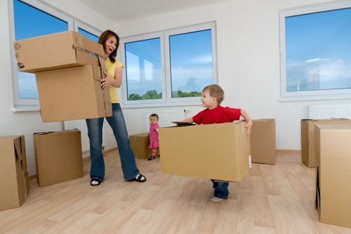 Practical removal van support for tight Shoreditch streets and access