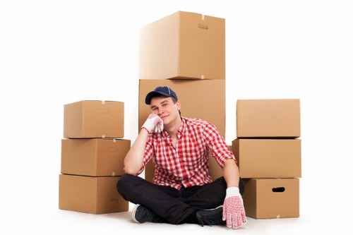Local Shoreditch moving service planning and transport