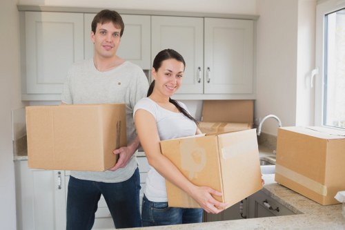 Local Shoreditch removals team helping with home and business moving